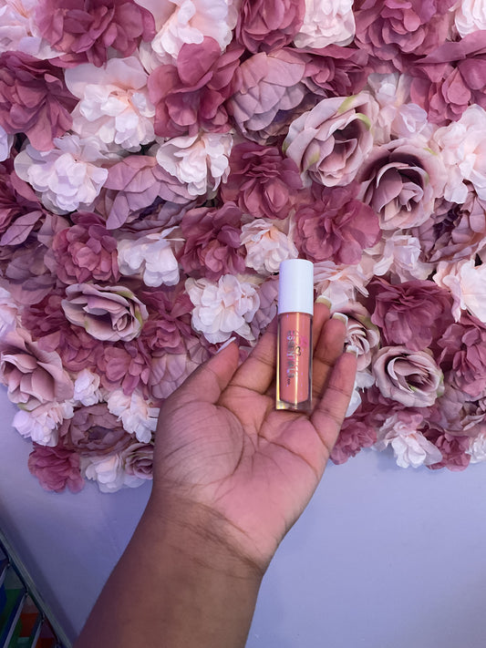 Peach me lip gloss